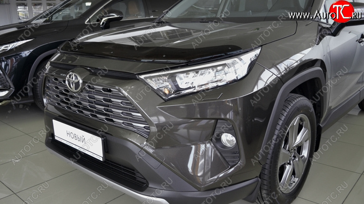 3 299 р. Дефлектор капота SIM  Toyota RAV4  XA50 (2018-2025) 5 дв. дорестайлинг  с доставкой в г. Кемерово