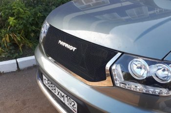 12 499 р. Решетка радиатора CrTuning Уаз Патриот 23632 1 рестайлинг пикап (2014-2016) (Сетка черная, С надписью PATRIOT)  с доставкой в г. Кемерово. Увеличить фотографию 8