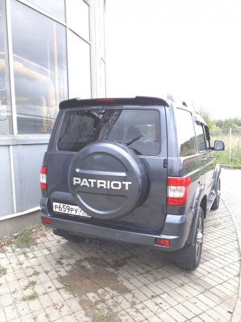 7 399 р. Непродувной спойлер-козырёк Ralex-Tuning V2 (со стоп сигналом)  Уаз Патриот ( 3163 5 дв.,  Спорт,  3163 5-дв.) (2005-2025) дорестайлинг, 1-ый рестайлинг, 2-ой рестайлинг (Окрашенный)  с доставкой в г. Кемерово. Увеличить фотографию 4