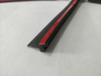 283 р. Универсальный уплотнитель (подложка) FlexLine (на самоклеящейся основе, 1 погонный метр) ГАЗ 3110 Волга (1997-2005)  с доставкой в г. Кемерово. Увеличить фотографию 1
