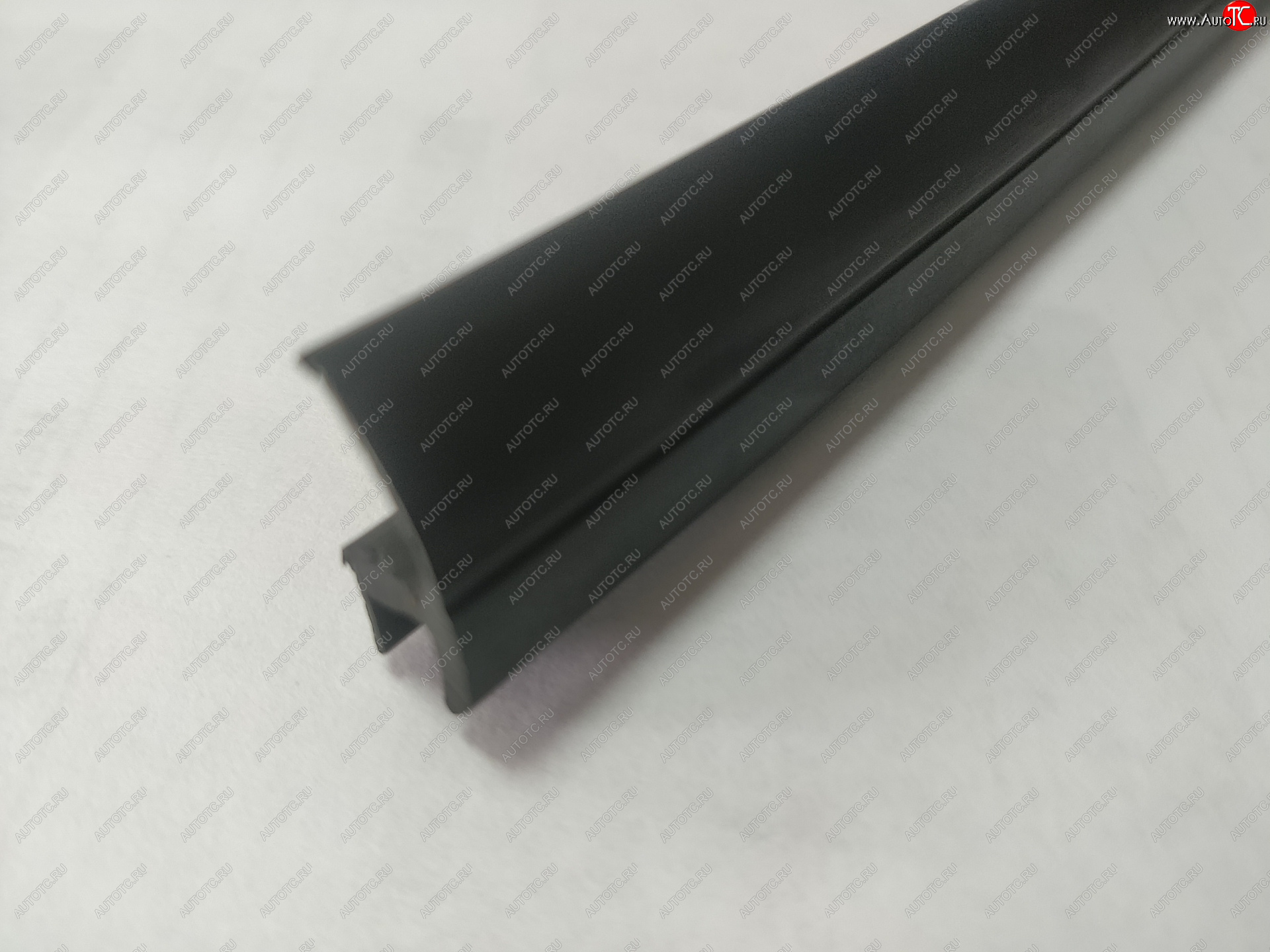 195 р. Универсальный уплотнитель FlexLine (18 mm, 1 погонный метр) Chrysler 300M LR седан (1998-2004)  с доставкой в г. Кемерово