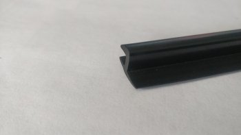 195 р. Универсальный уплотнитель FlexLine (8 mm U-LIP, 1 погонный метр) Volkswagen Passat B6 седан (2005-2011)  с доставкой в г. Кемерово. Увеличить фотографию 4