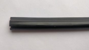 195 р. Универсальный уплотнитель FlexLine (жесткий профиль 8 mm U-LIP, 1 погонный метр) Toyota Yaris XP90 седан дорестайлинг (2006-2009)  с доставкой в г. Кемерово. Увеличить фотографию 3