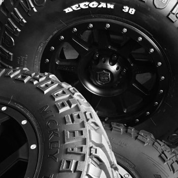 41 999 р. Грязевая покрышка Mickey Thompson DEEGAN 38™ R16 265x75 Ford F-250 (1998-2007). Увеличить фотографию 5