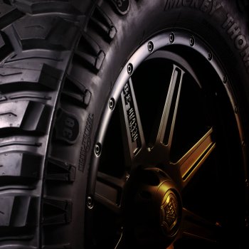 11 349 р. Грязевая покрышка Mickey Thompson DEEGAN 38™ R17 285x70 Nissan Armada TA60 дорестайлинг (2003-2007). Увеличить фотографию 4