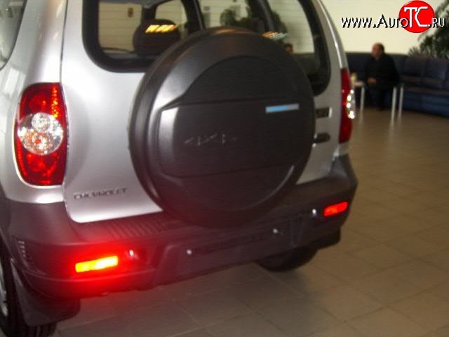 3 549 р. Бокс запасного колеса Bertoni  Chevrolet Niva  2123 (2009-2020), Лада 2123 (Нива Шевроле) (2002-2021), Лада Нива Трэвел (2021-2025) (Неокрашенный)  с доставкой в г. Кемерово