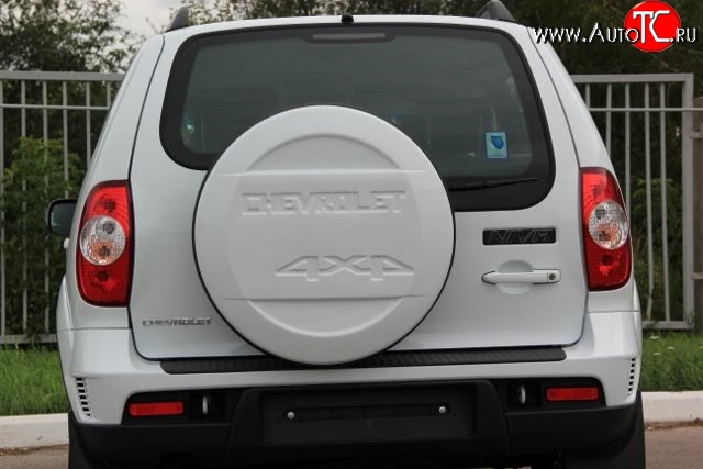 1 779 р. Чехол запасного колеса Chevrolet V4 Chevrolet Niva 2123 рестайлинг (2009-2020) (Окрашенный)  с доставкой в г. Кемерово