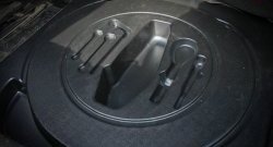 2 199 р. Органайзер запасного колеса АртФорм в багажник   Лада Приора 2170 седан дорестайлинг (2007-2014)  с доставкой в г. Кемерово. Увеличить фотографию 2