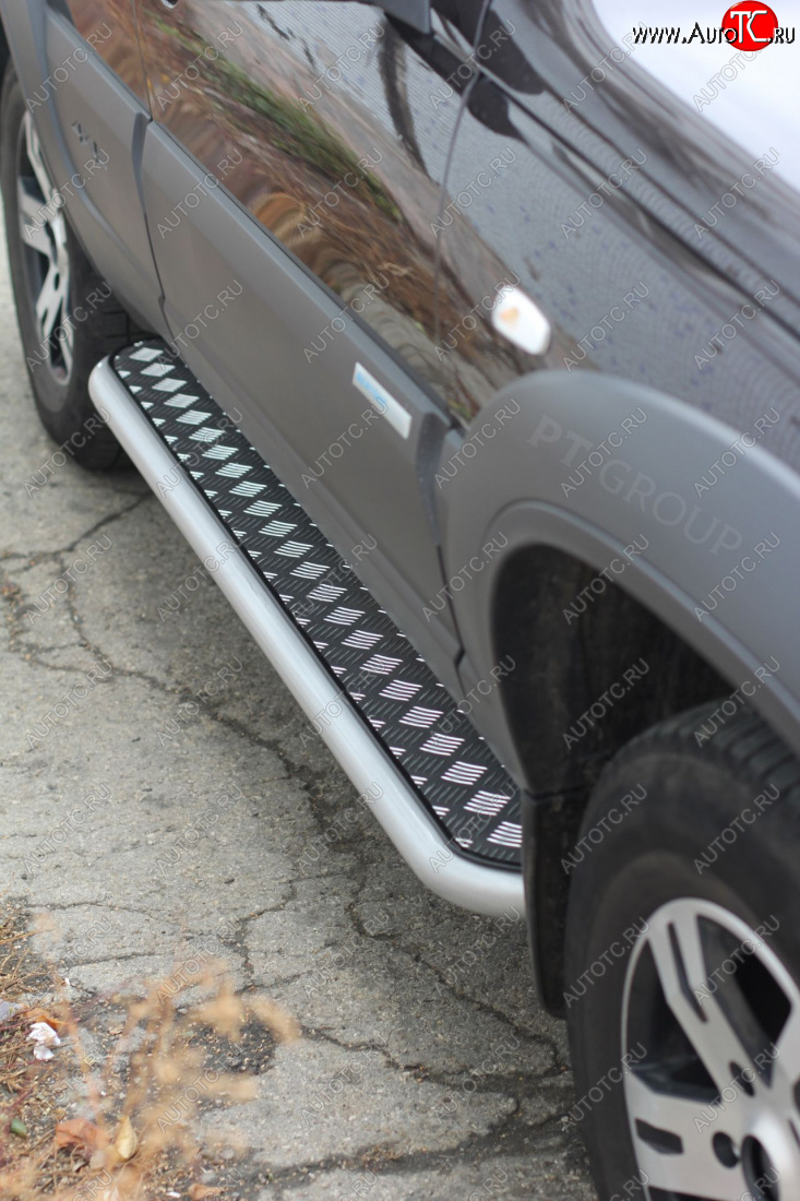 11 519 р. Порожки для ног Petroil Tuning (Ø51 мм)  Chevrolet Niva  2123 (2009-2020), Лада 2123 (Нива Шевроле) (2009-2021) (Сталь с полимерным покрытием в цвет: серебристый ❞Искра❝)  с доставкой в г. Кемерово