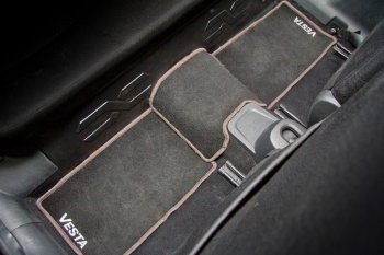 2 759 р. Накладка на ковролин под заднее сиденье АртФорм Лада Веста 2180 седан дорестайлинг (2015-2023)  с доставкой в г. Кемерово. Увеличить фотографию 5