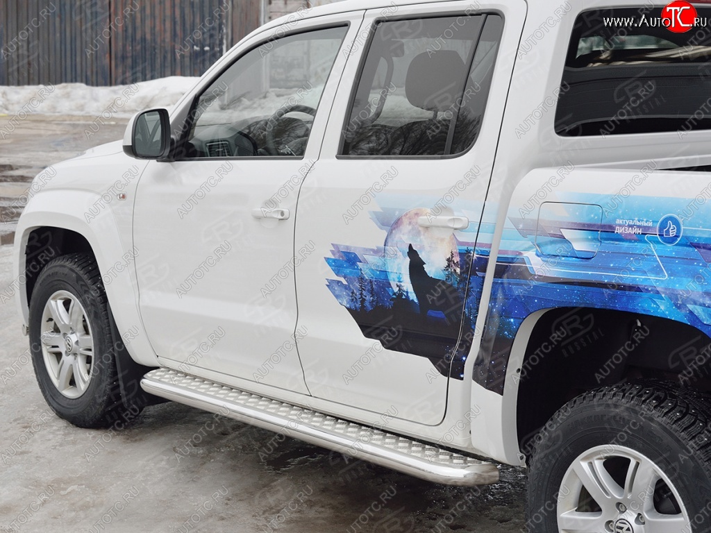 32 849 р. Порожки для ног (труба Ø63) SLITKOFF  Volkswagen Amarok (2016-2022) рестайлинг (лист - нержавейка, профиль - нержавейка)  с доставкой в г. Кемерово