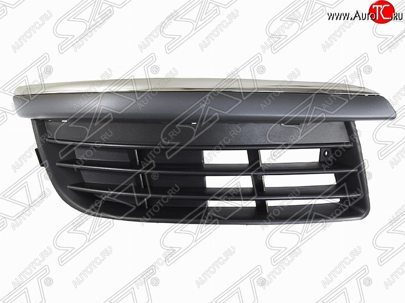 1 499 р. Правая Заглушка в бампер под ПТФ (c хром молдингом) SAT Volkswagen Jetta A5 седан (2005-2011)  с доставкой в г. Кемерово