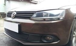 1 469 р. Сетка на бампер Russtal (черная)  Volkswagen Jetta  A6 (2011-2015) седан дорестайлинг  с доставкой в г. Кемерово. Увеличить фотографию 1