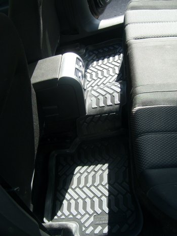 1 769 р. Коврики салона Aileron (3D с подпятником)  Volkswagen Passat  B7 (2010-2015) седан, универсал  с доставкой в г. Кемерово. Увеличить фотографию 2