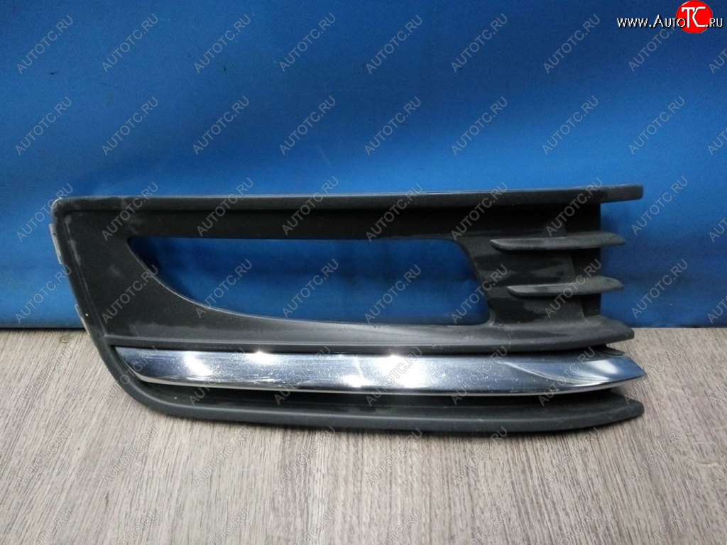 899 р. Рамка ПТФ NSP (правая, с хром молдингом) Volkswagen Polo 5 седан рестайлинг (2015-2020)  с доставкой в г. Кемерово