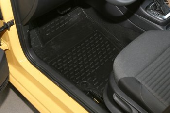 2 199 р. Комплект 3D ковриков салона Element (полиуретан)  Volkswagen Polo  5 (2009-2015) хэтчбек дорестайлинг (Черные)  с доставкой в г. Кемерово. Увеличить фотографию 2