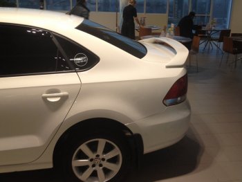 5 999 р. Спойлер Sport  Volkswagen Polo  5 (2009-2020) седан дорестайлинг, хэтчбек рестайлинг (Неокрашенный)  с доставкой в г. Кемерово. Увеличить фотографию 2