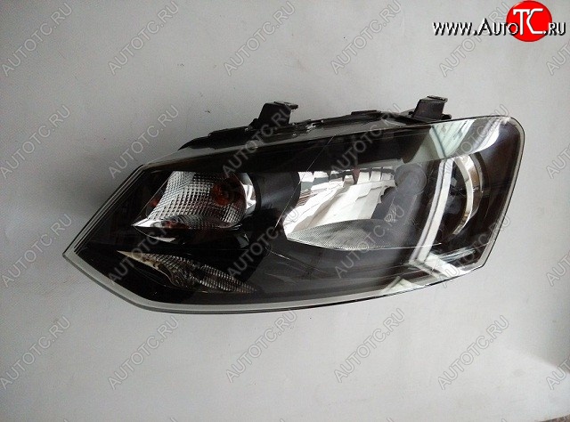 2 599 р. Фара FS (левая) Volkswagen Polo 5 седан дорестайлинг (2009-2015)  с доставкой в г. Кемерово