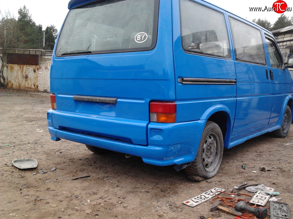 8 899 р. Задний бампер Luxe Volkswagen Transporter T4 дорестайлинг (1990-1996)  с доставкой в г. Кемерово