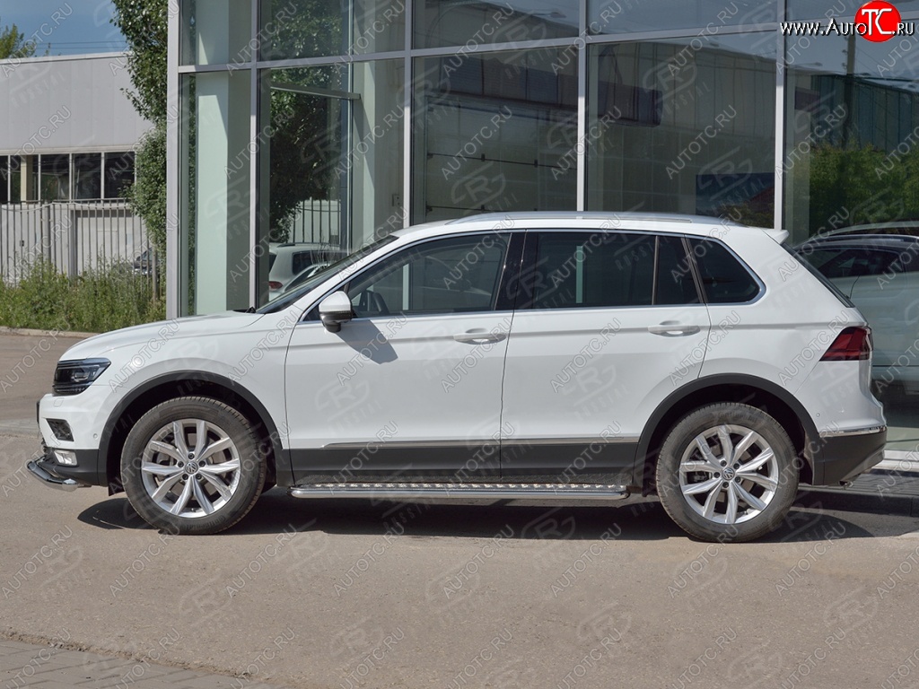 22 999 р. Пороги труба d42 с листом (Лист алюм, проф.сталь) (v2) SLITKOFF  Volkswagen Tiguan  Mk2 (2016-2020) дорестайлинг  с доставкой в г. Кемерово