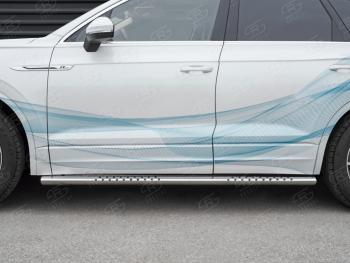19 399 р. Защита порогов (Ø120х60 мм с проступью, нержавейка) Russtal Volkswagen Touareg CR (2018-2025)  с доставкой в г. Кемерово. Увеличить фотографию 2