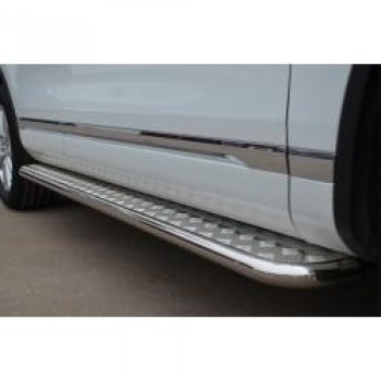 Широкая защита порогов с трубой d42 мм SLITKOFF v3 Volkswagen Touareg  NF (2010-2014) дорестайлинг